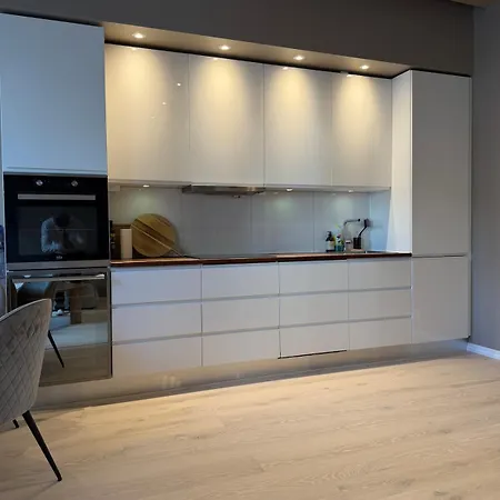 Appartement Modern With Private Parking