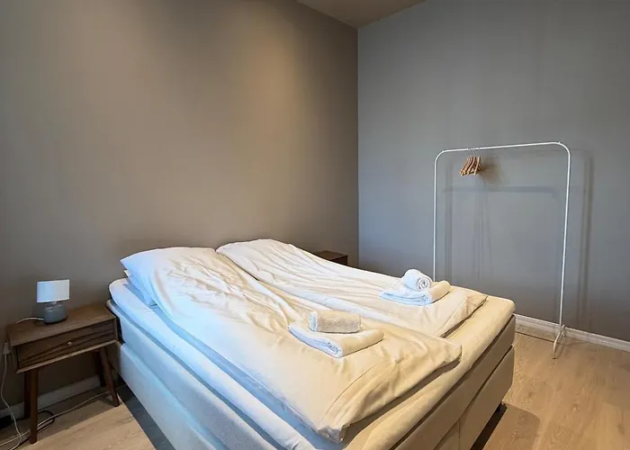 Modern With Private Parking Appartement